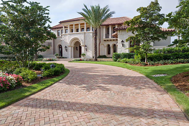 Best Driveway Pavers Near Me  in Minneola, FL